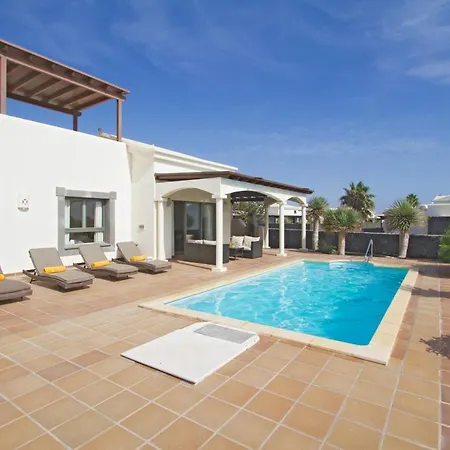 Alegria Villa *
